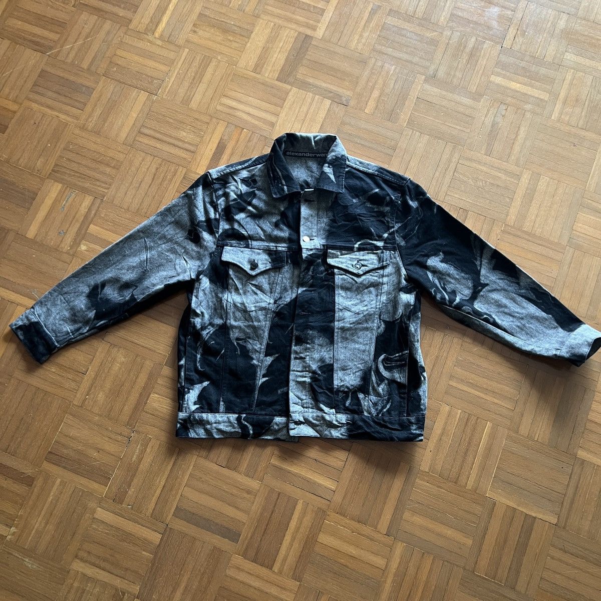 Alexander Wang Alexander wang smoke denim jacket sz. S Size US M / EU 48-50 / 2 - 1 Thumbnail