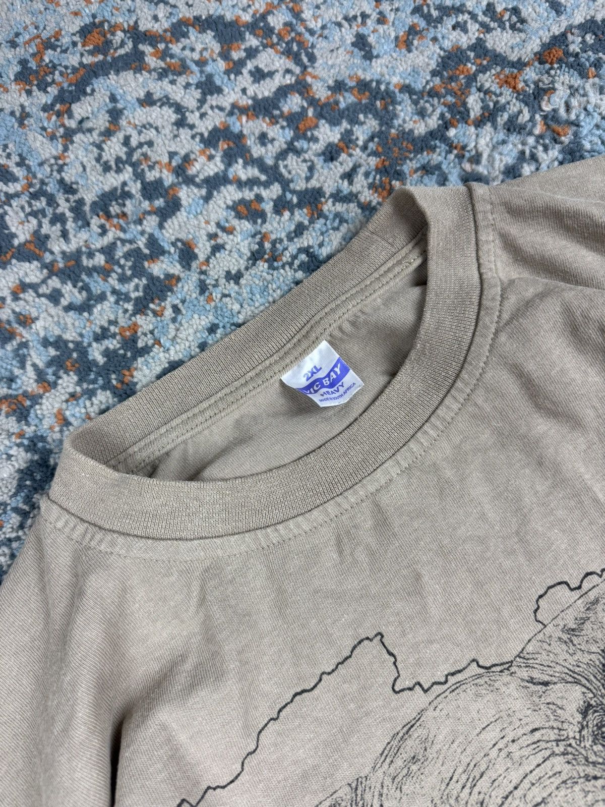 Vintage Vintage 90s Africa safari animal graphic tee lion elephant Size US XL / EU 56 / 4 - 8 Thumbnail
