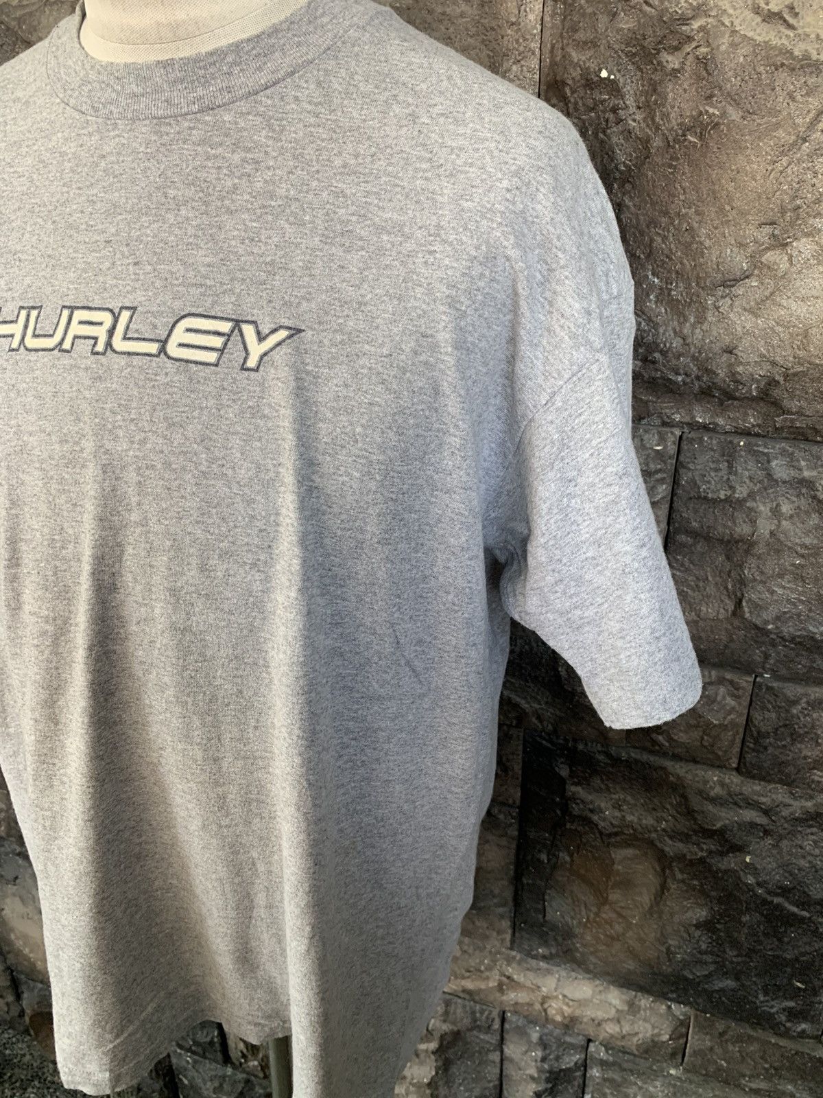 Hurley Vintage Hurley Big Logo T shirt Size US L / EU 52-54 / 3 - 5 Thumbnail