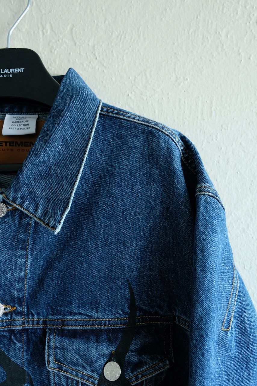 Vetements Vetements Denim Flames Jean Jacket Fire Print Balenciaga Size US L / EU 52-54 / 3 - 2 Thumbnail