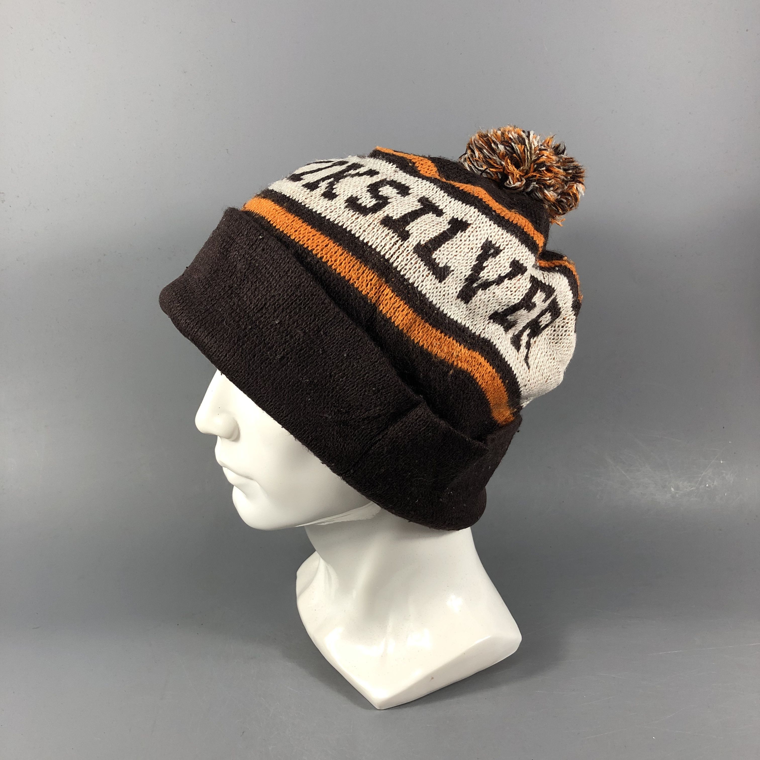 Quicksilver Quicksilver Bobble Beanie Snowcap Snow Hat B887 Size ONE SIZE - 2 Thumbnail
