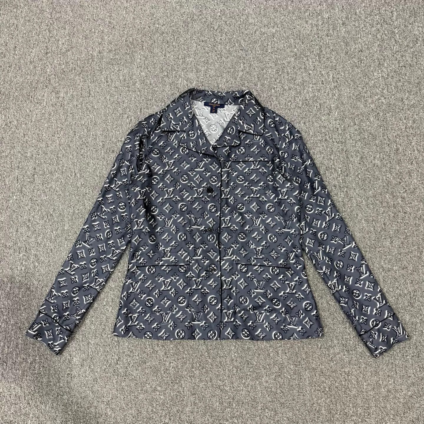 Louis Vuitton LV Monogram all over print shirt 36 99 New Size XS / US 0-2 / IT 36-38 - 1 Thumbnail