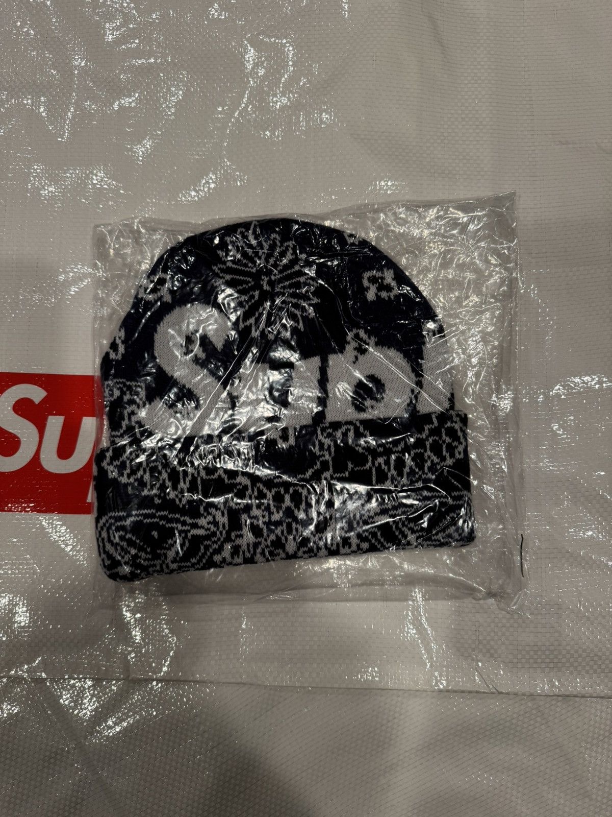 Supreme Supreme Big Logo Beanie Size ONE SIZE - 4 Thumbnail