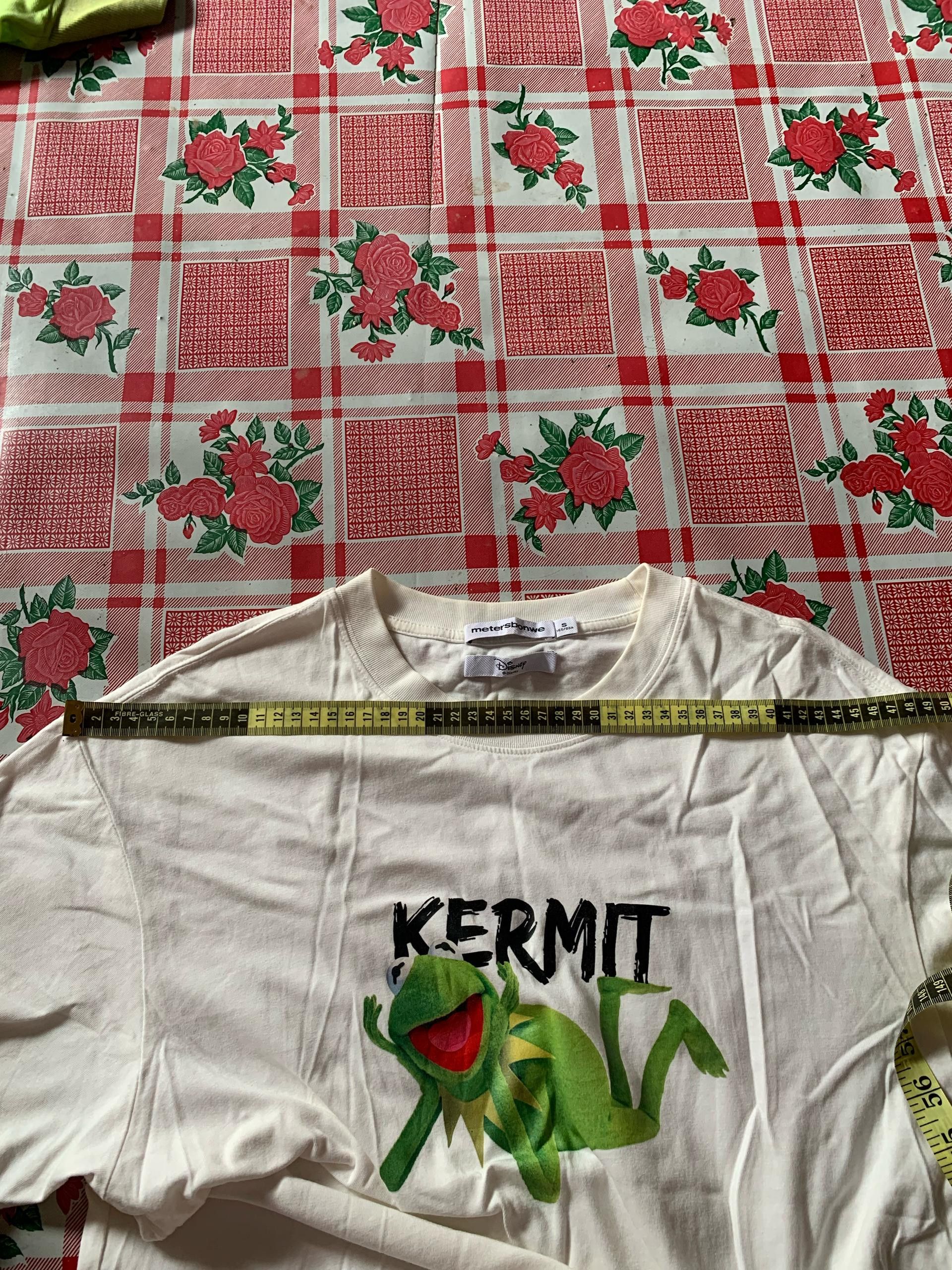 Vintage Meters Bonwe Kermit The Frog Muppets T Shirt x disney Size US L / EU 52-54 / 3 - 7 Thumbnail