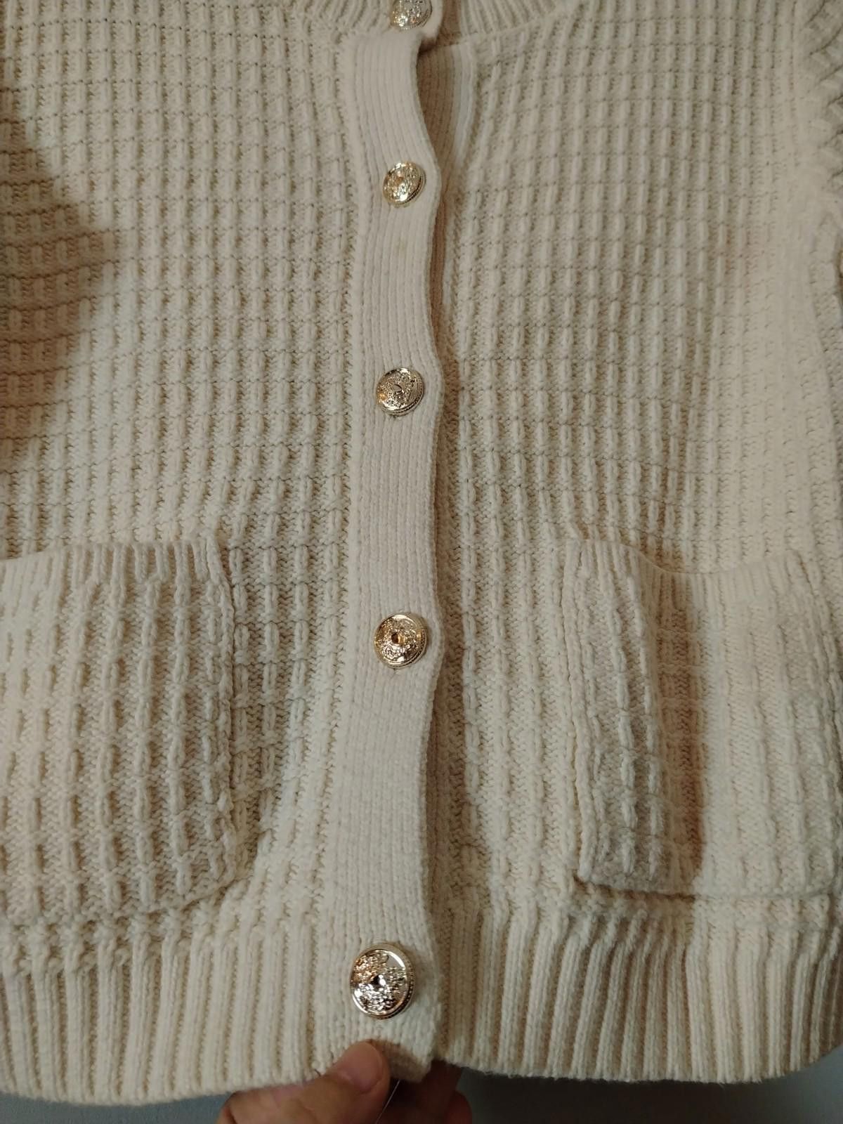 Primark Cream textured knit cardigan with gold buttons size UK 2-4 Size XS / US 0-2 / IT 36-38 - 6 Thumbnail