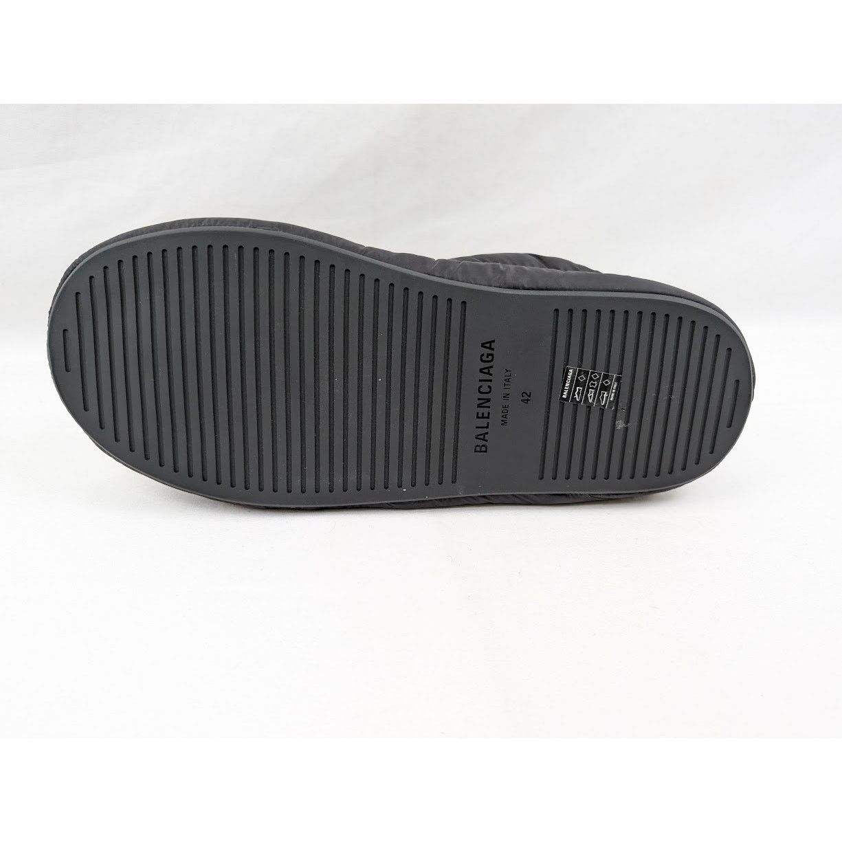Balenciaga o1rshd1 Alaska Slipper Nylon in Black Size US 9 / EU 42 - 9 Thumbnail