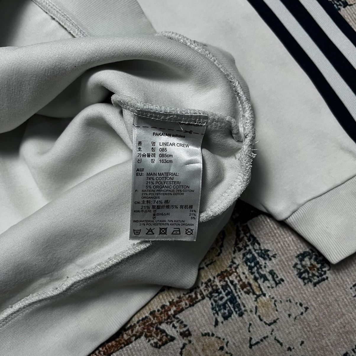 Adidas Addidas With 3 Stripes and Big Logo Sweatshirts Size US L / EU 52-54 / 3 - 5 Thumbnail