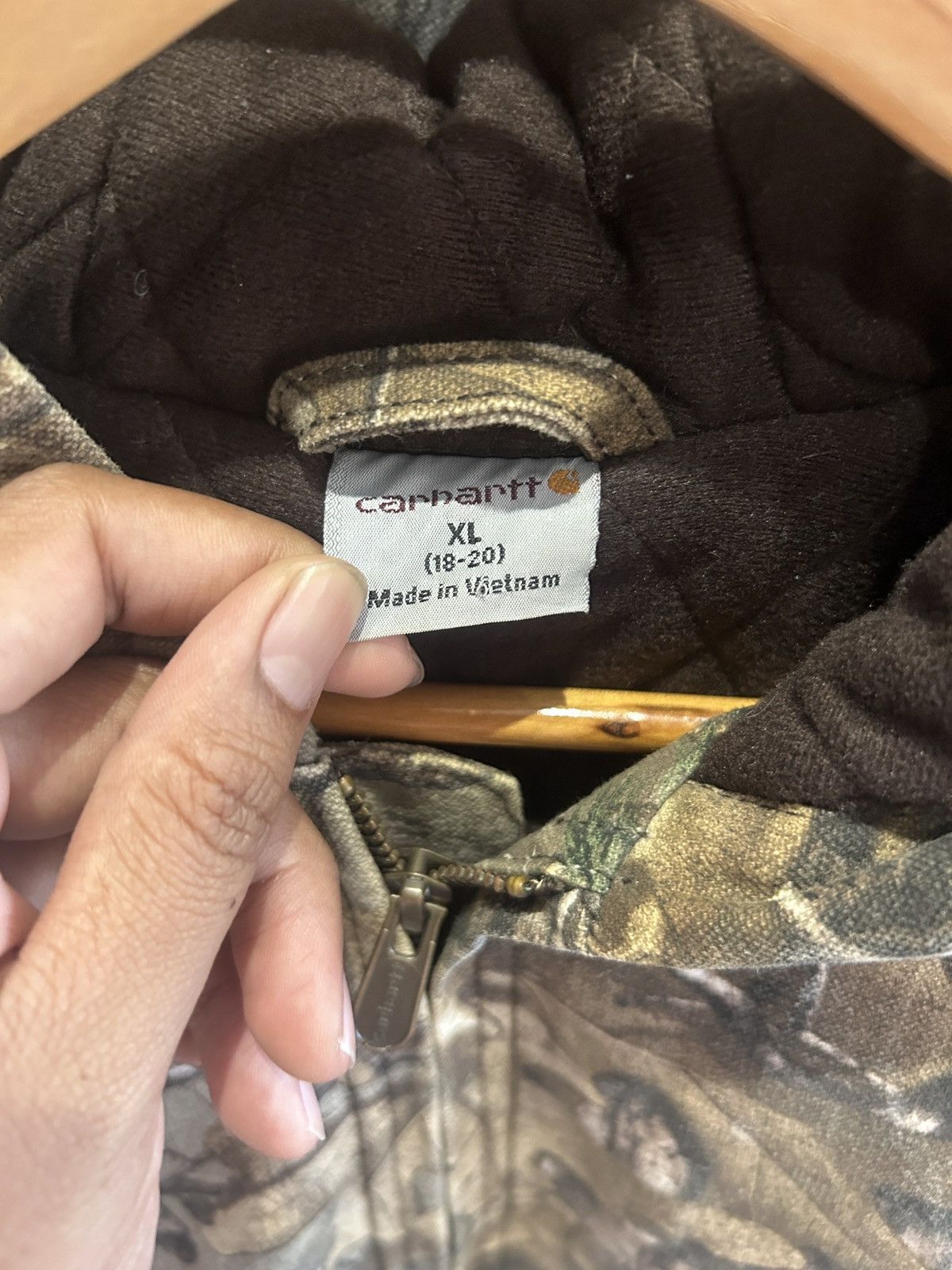 Carhartt vintage Carhartt Real Tree Active Jacket camouflage print Size US M / EU 48-50 / 2 - 3 Thumbnail
