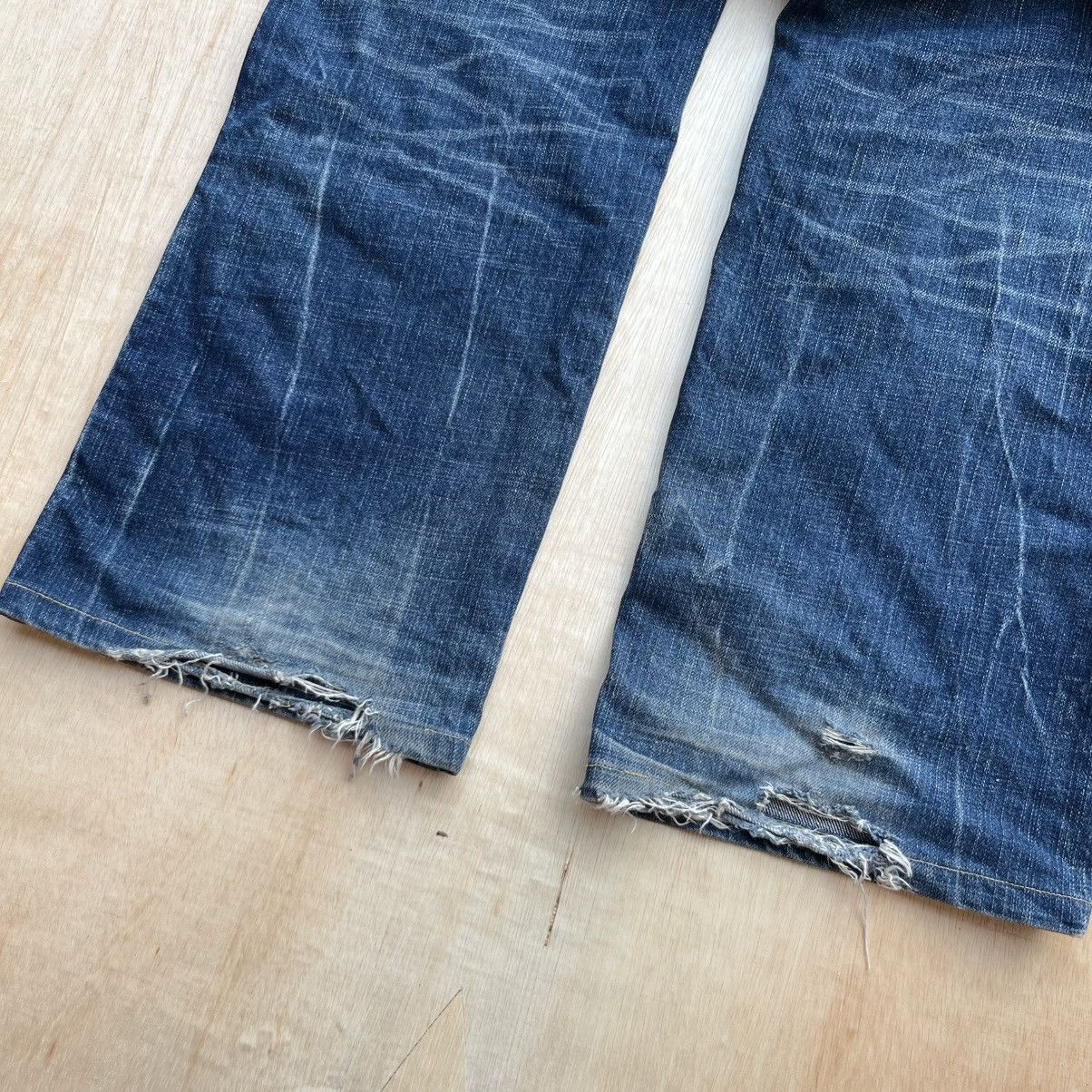 Japanese Brand RED PEPPER DISTRESSED DENIM JAPANESE BRAND CLASSIC WEAR HG Size US 34 / EU 50 - 11 Thumbnail