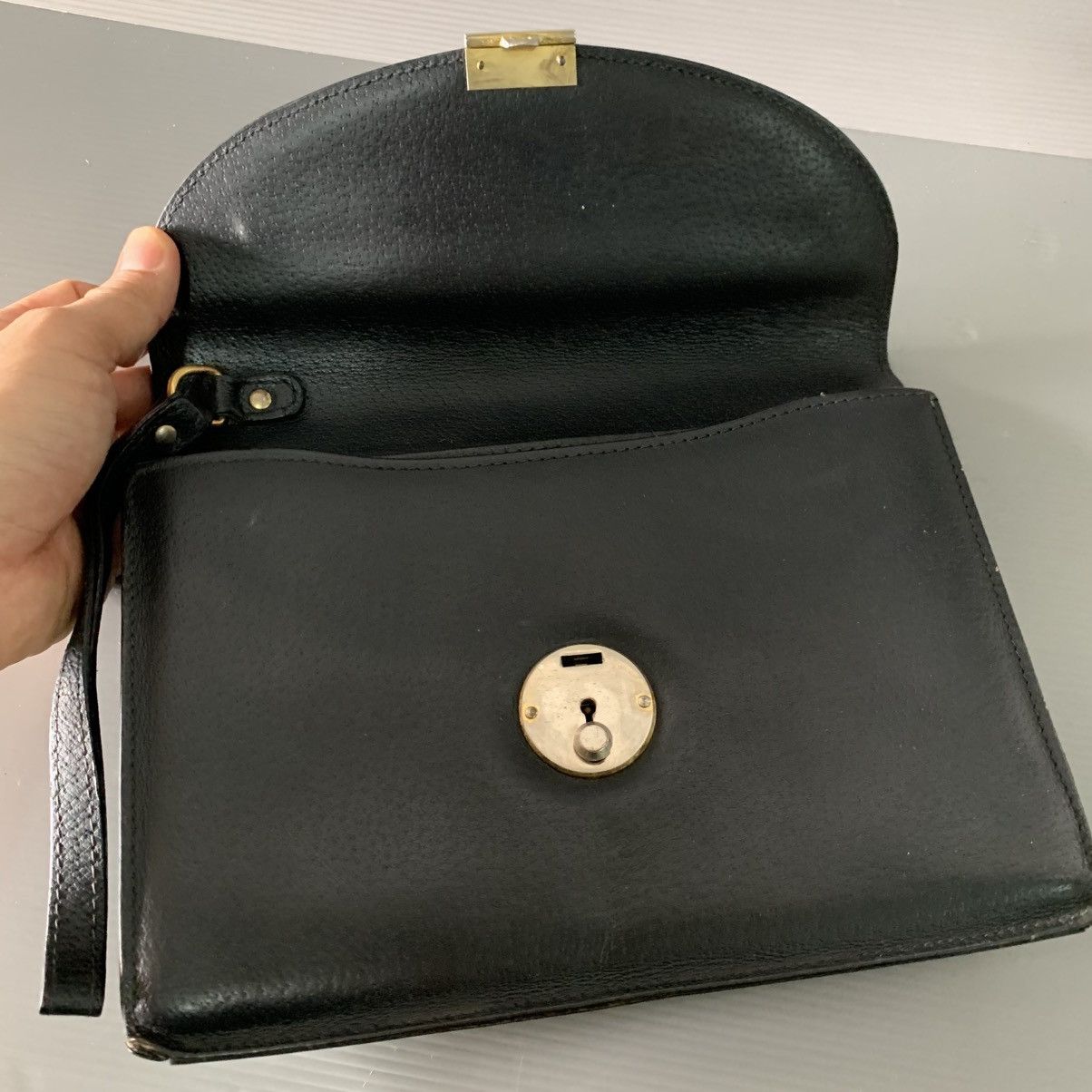 Gucci Authentic Gucci Black Leather Clutch Bag Size ONE SIZE - 7 Thumbnail