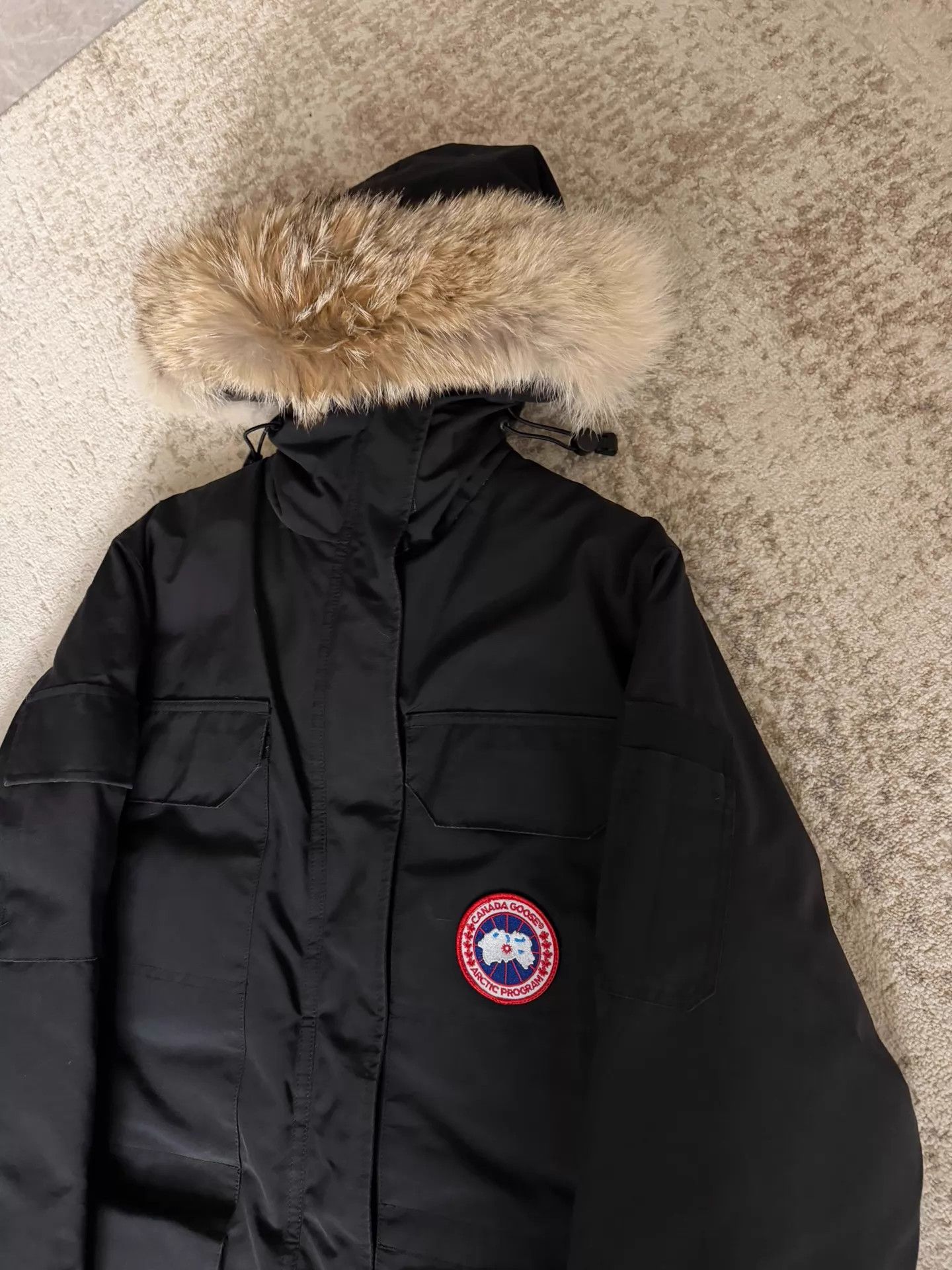 Canada Goose Canada Goose black down jacket M good condition Size M / US 6-8 / IT 42-44 - 2 Thumbnail