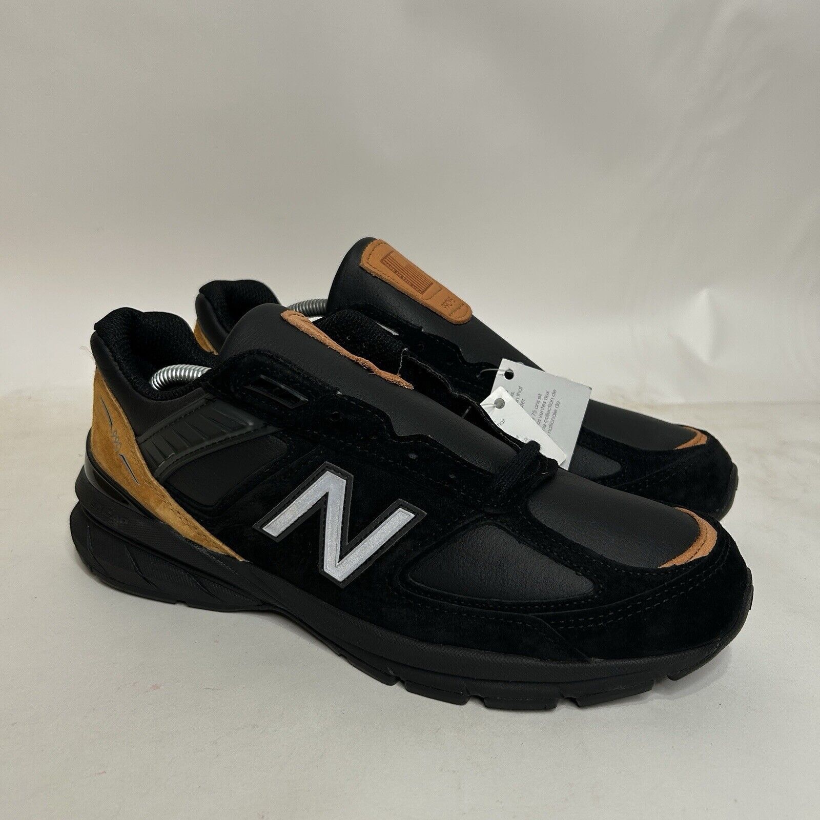 New Balance New Balance Shoes 990v5 Made in USA “Black Tan” 2024 Size US 9.5 / EU 42-43 - 1 Thumbnail