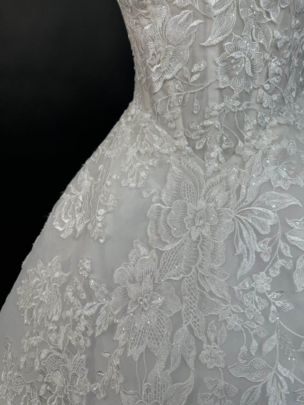 Other US 14-16 Embroidery appliqués Lace Anna Augusta Bridal Dress Size XXL / US 16-18 / IT 52-54 - 4 Thumbnail