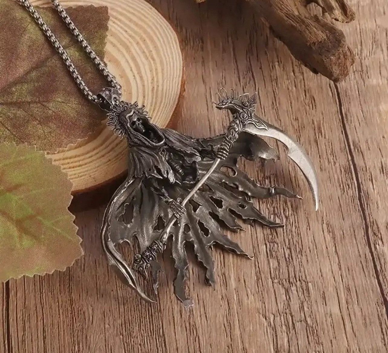 Jewelry Devil Skull Pendant Necklace Size ONE SIZE - 4 Thumbnail