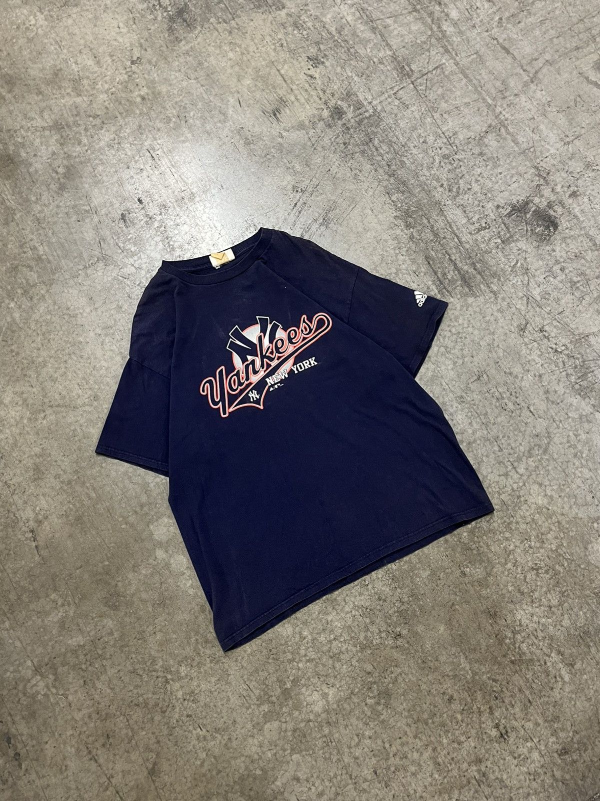 Vintage NY Yankees vintage addidas shirt 90s streetwear hype Size US L / EU 52-54 / 3 - 1 Thumbnail
