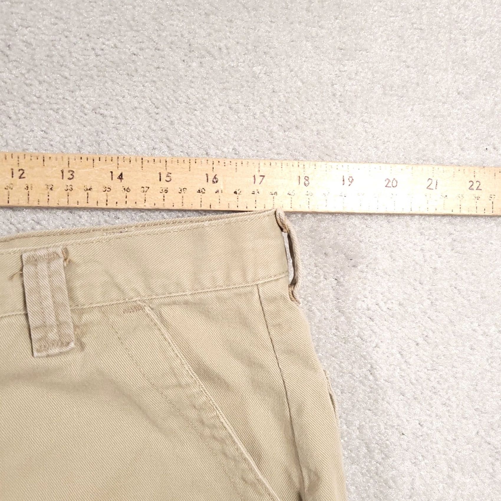 Wrangler VINTAGE Wrangler Bermuda Denim Jean Shorts Mens 36 Khaki Tan Flap Pockets Camp USA Utility Workwear 90s Mens Size US 36 / EU 52 - 7 Thumbnail
