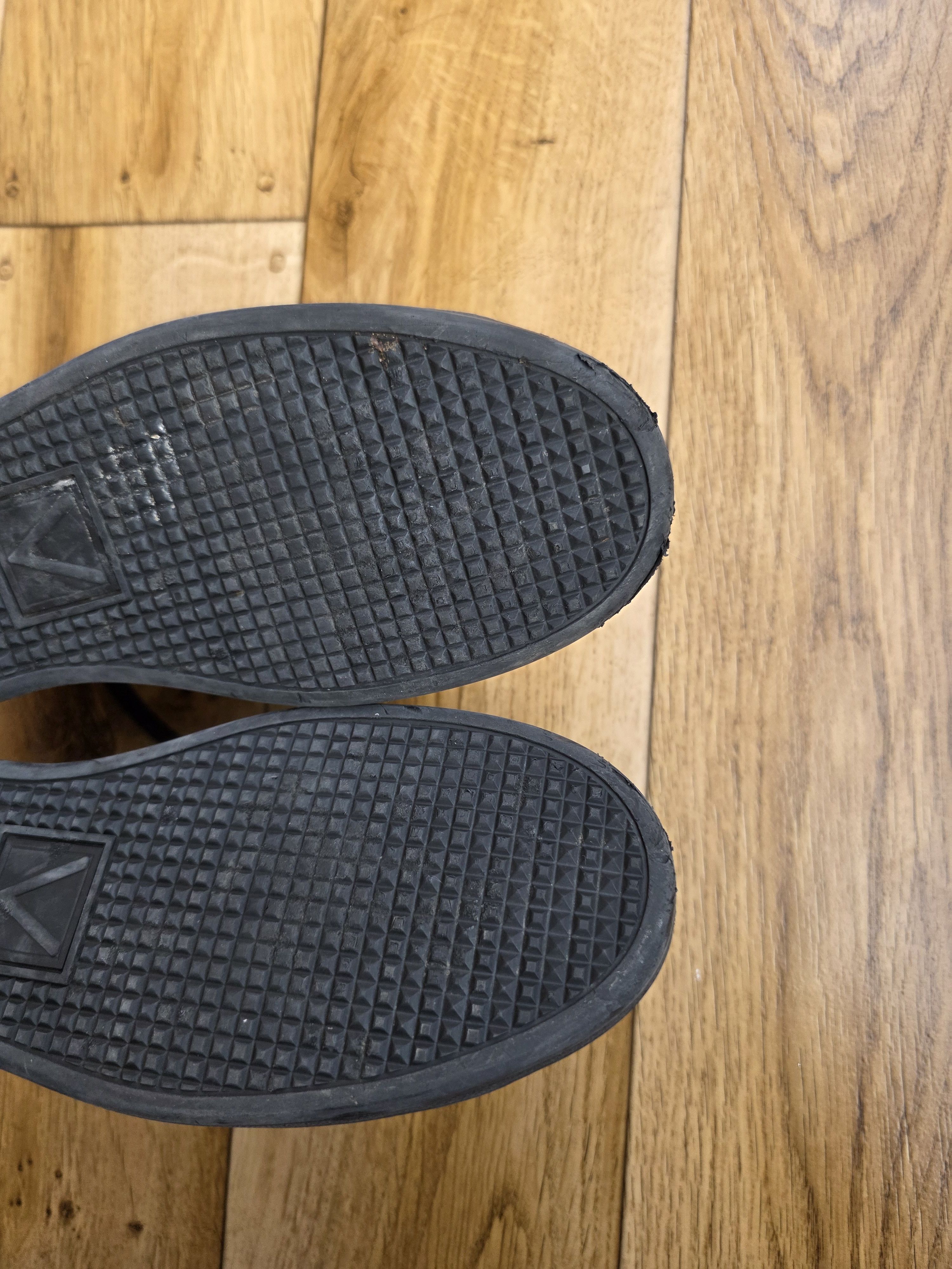 Louis Vuitton Louis Vuitton Frontrow Damier Sneakers Size US 7 / EU 40 - 8 Thumbnail