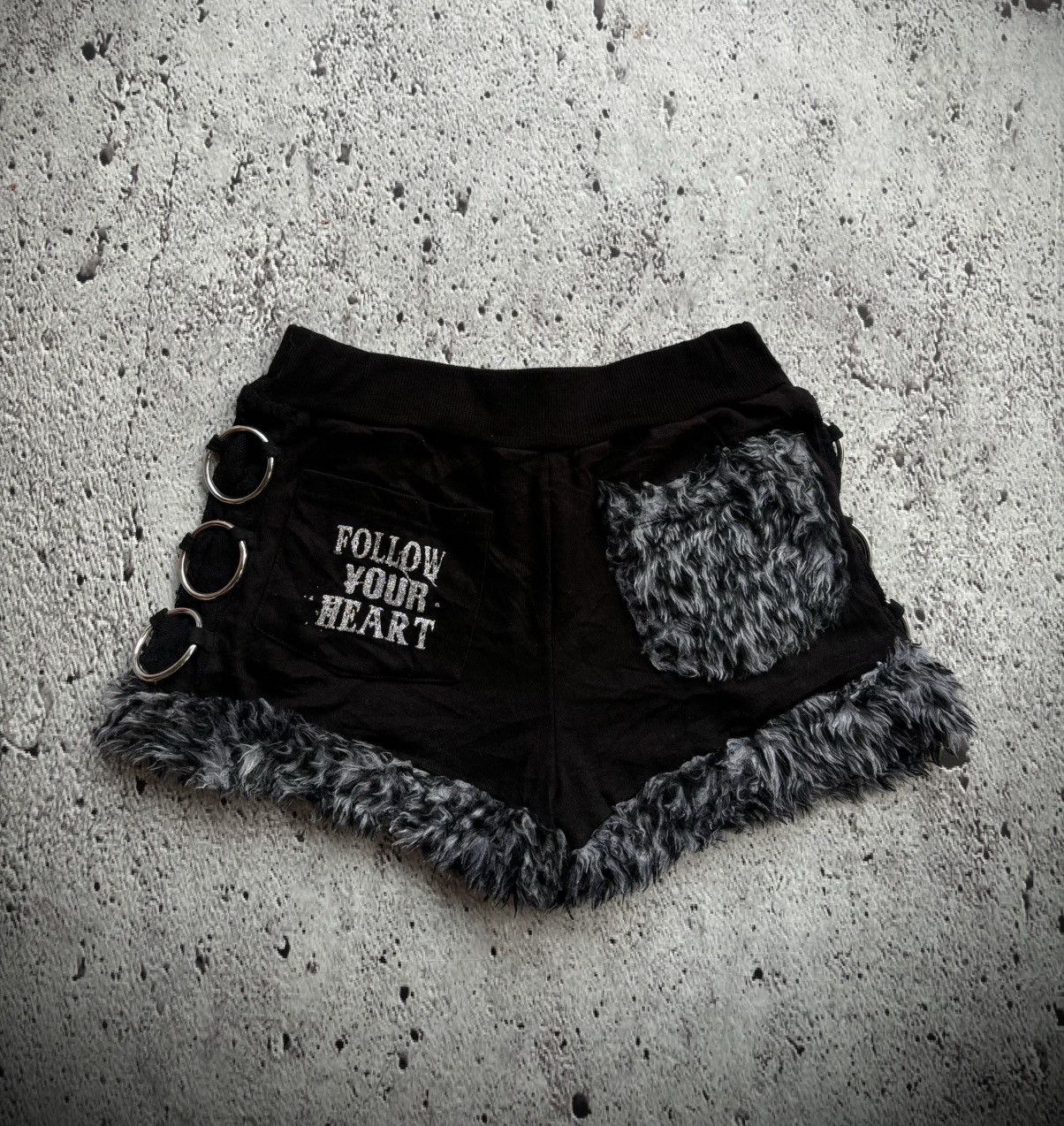 Hysteric Glamour Y2k opium Dig Deep punk style women short pants Size 29" - 2 Thumbnail