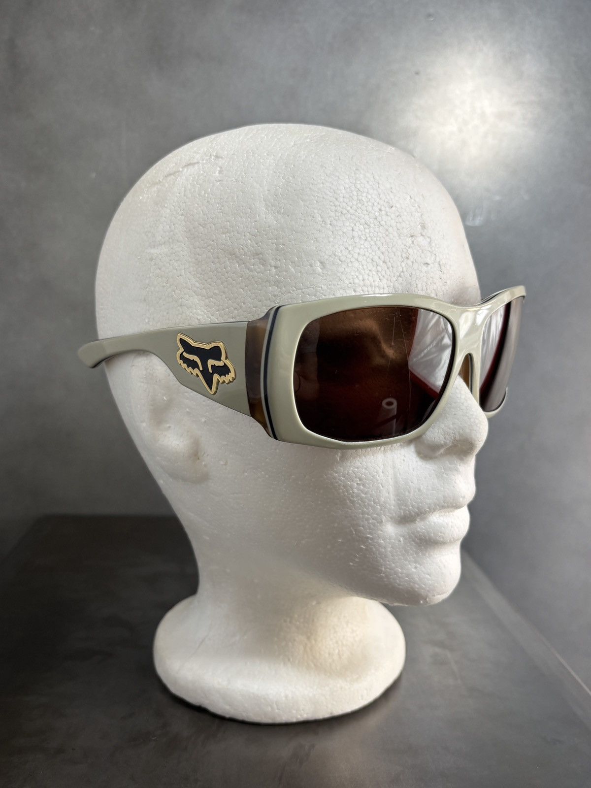 Fox Racing × Oakley 2007 Oakley Fox Racing Sunglasses The Story 2000s Fox Head Size ONE SIZE - 7 Thumbnail