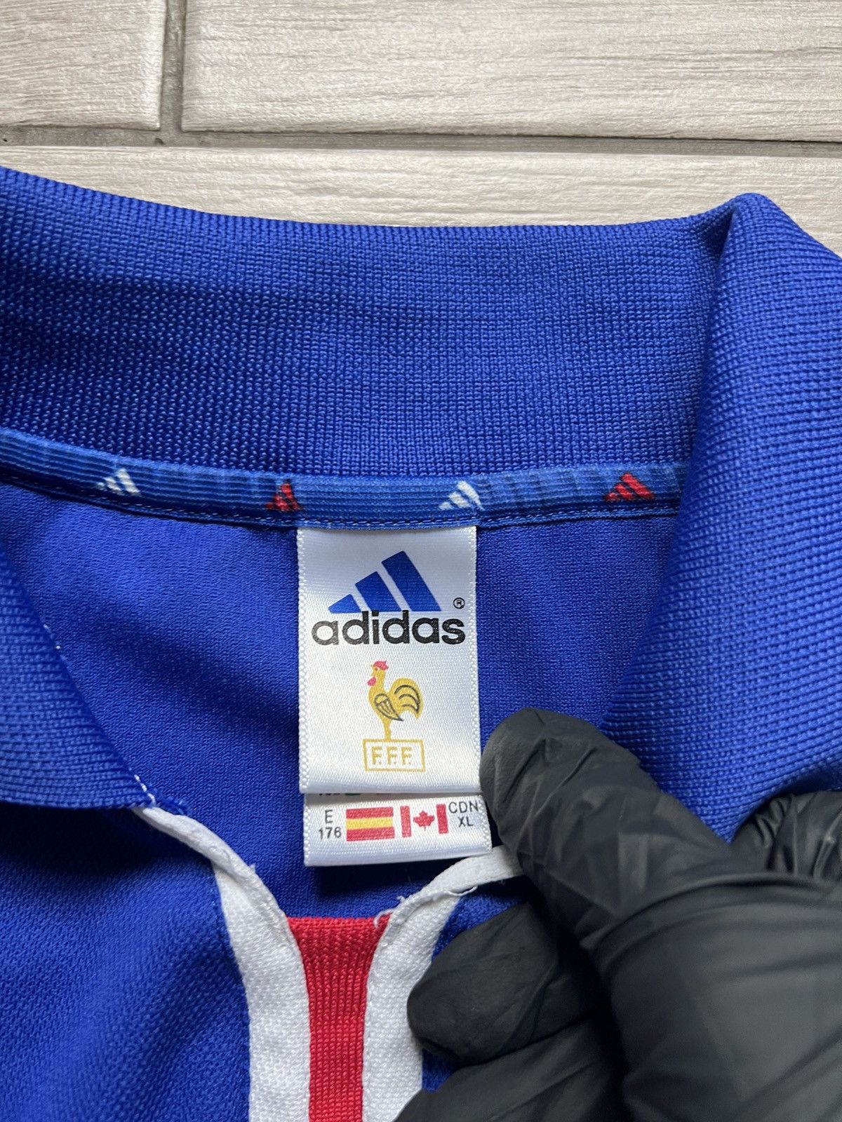 Adidas × Vintage FRANCE 2000 2002 HOME FOOTBALL SOCCER JERSEY ADIDAS sz XL Size US XL / EU 56 / 4 - 6 Thumbnail