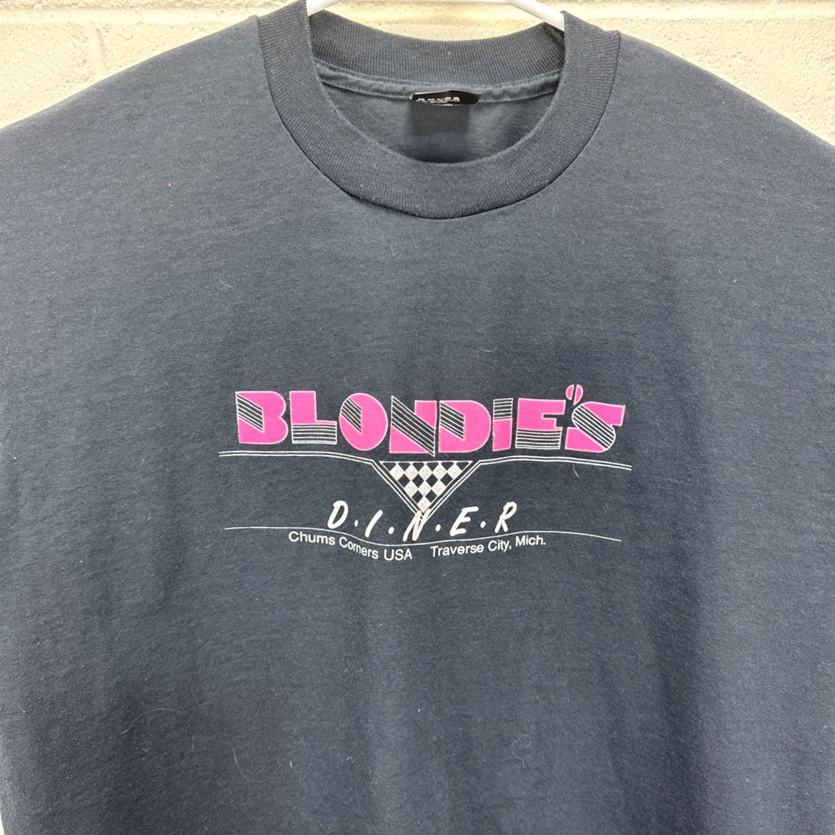 Chums VINTAGE Blondie's Diner T Shirt Graphic Tee XL Black 80s Retro 90s City Unisex Adults Mens Womens Screen Stars Best Size US XL / EU 56 / 4 - 7 Thumbnail