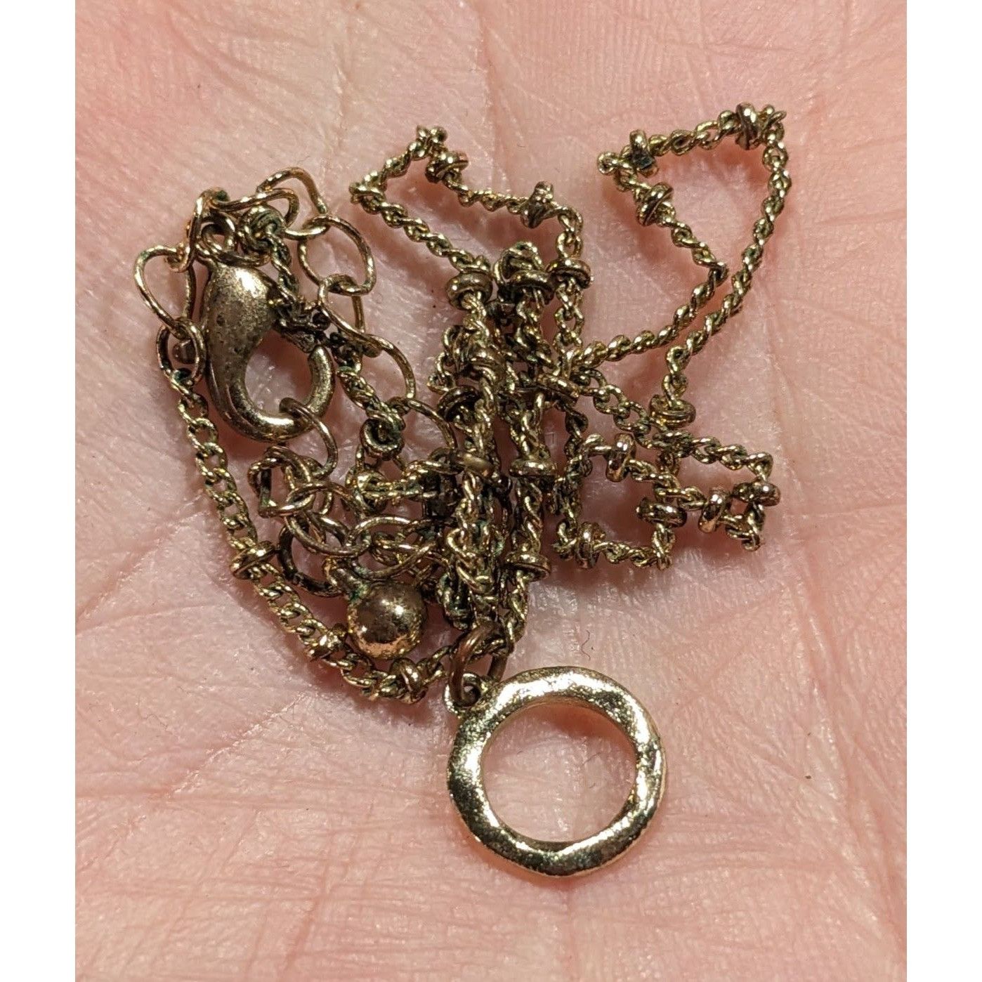 Other Minimalist Gold Tone Textured Open Circle Pendant Necklace Size ONE SIZE - 3 Thumbnail