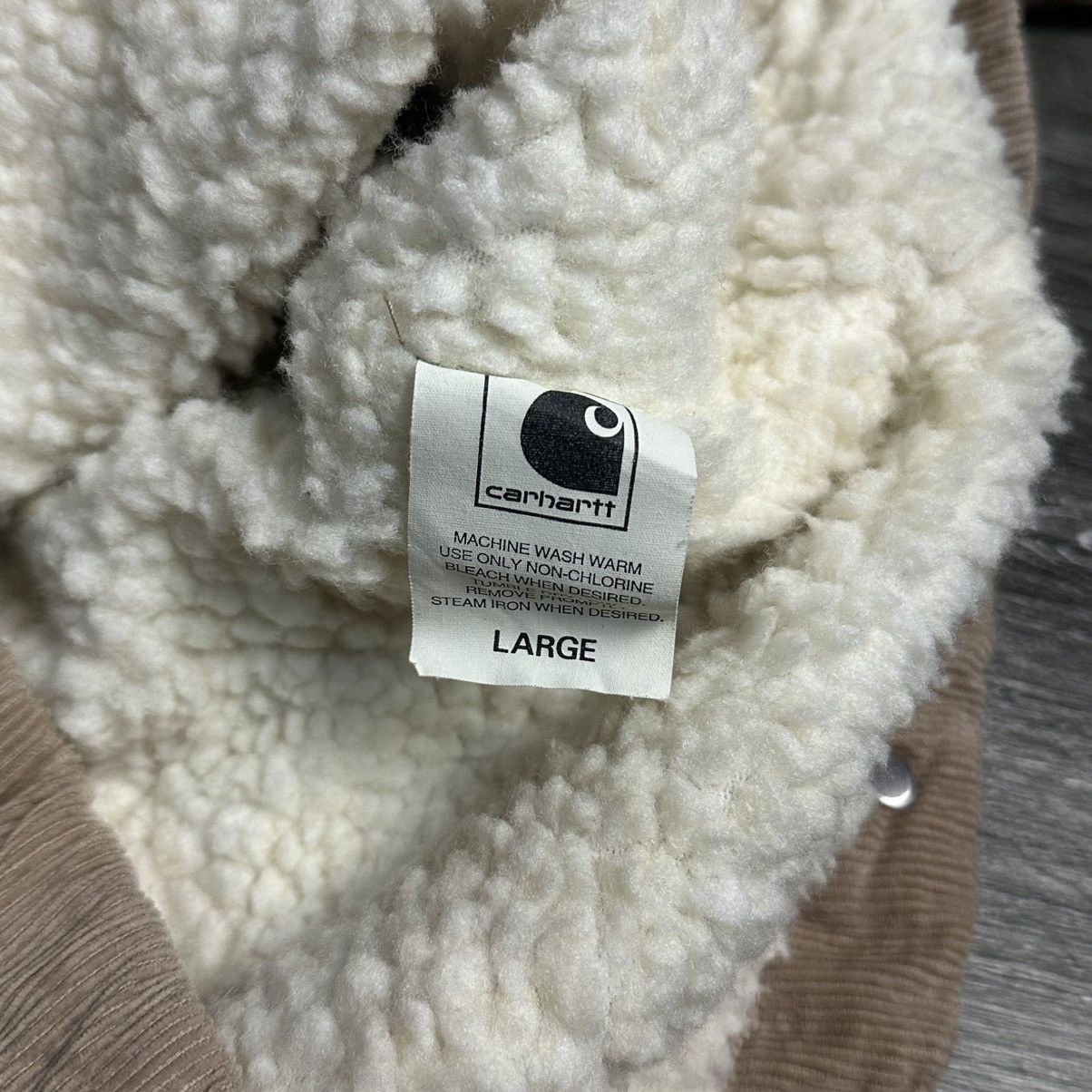 Carhartt Carhartt Corduroy Jacket Woven Tag Back Boa Rare Vintage Size US L / EU 52-54 / 3 - 7 Thumbnail
