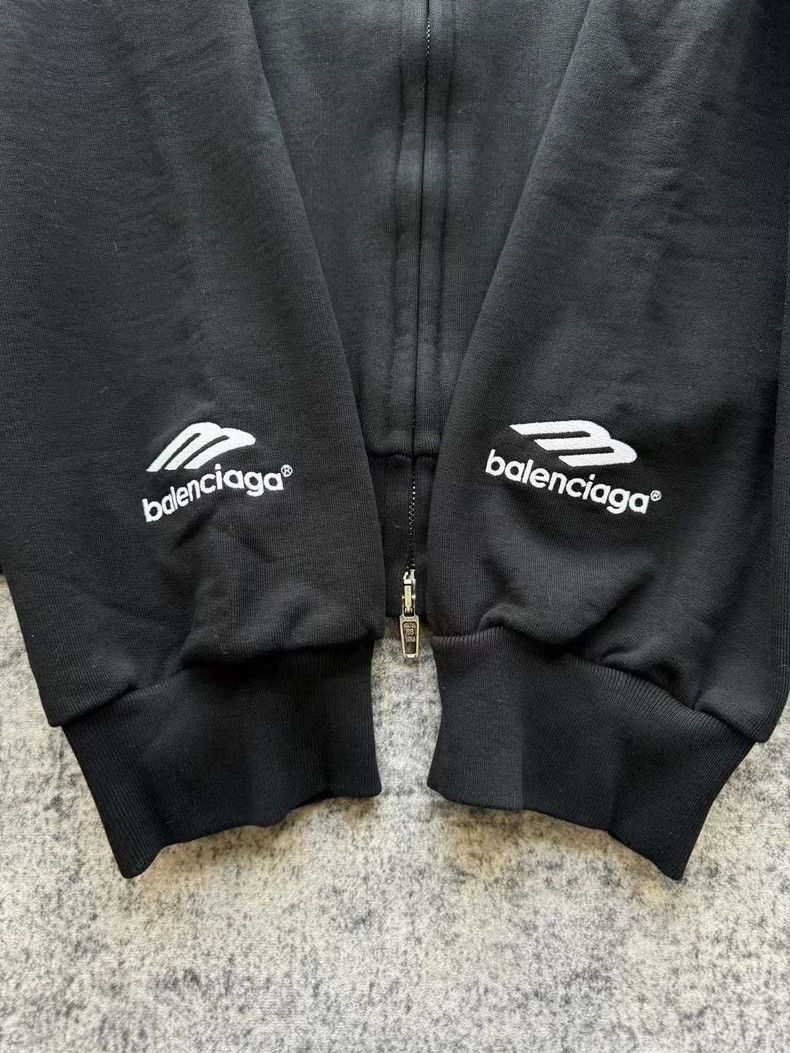 Balenciaga Balenciaga Manchester United Soccer Zipper Jacket Size US S / EU 44-46 / 1 - 5 Thumbnail