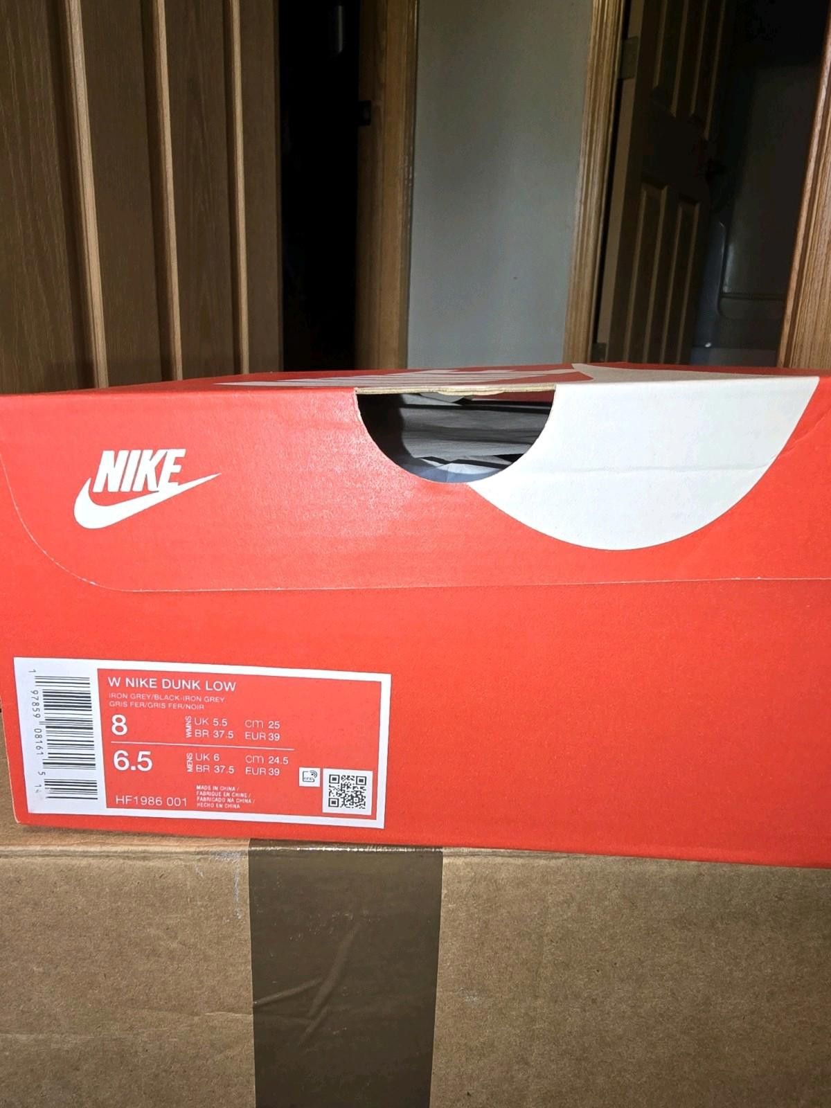Nike Nike Dunk Low Black Roses HF1986-001 Women's NEW SIZE 8 Size US 8 / IT 38 - 12 Thumbnail