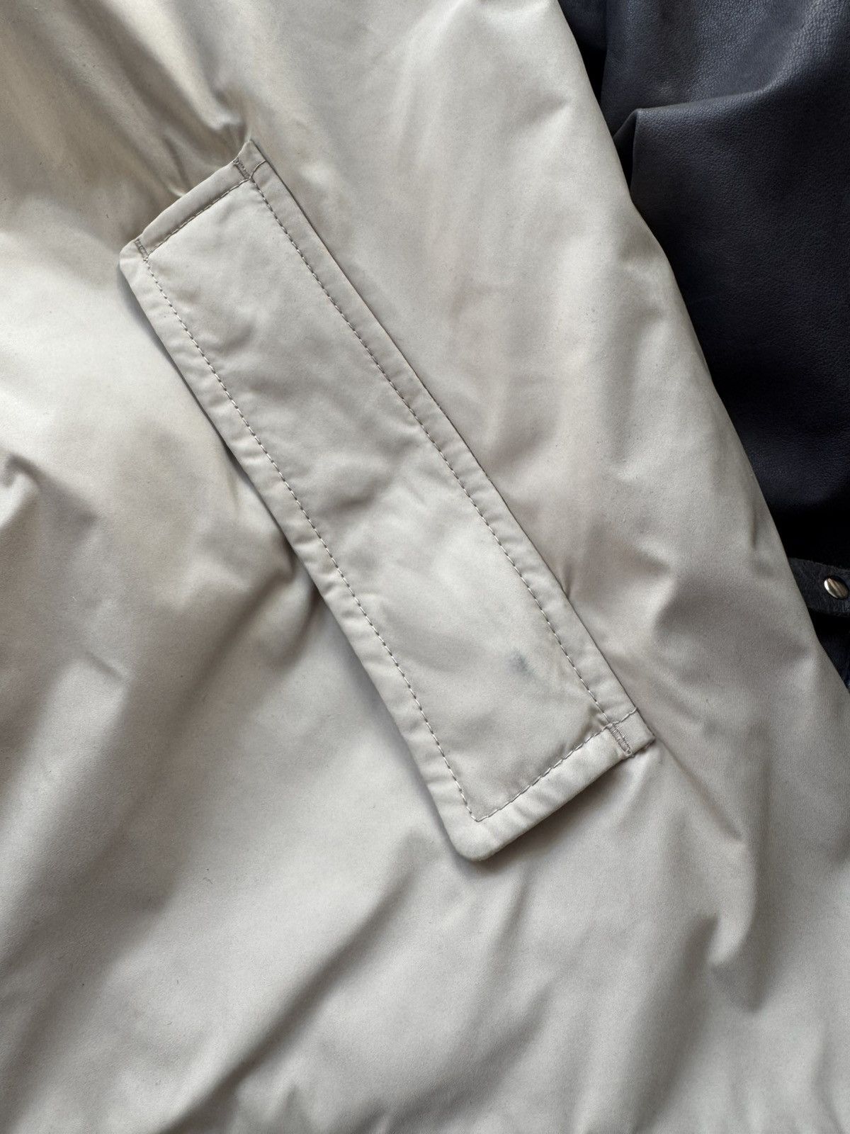 Prada Prada Vintage Sport Jacket Size 42 made italy Size M / US 6-8 / IT 42-44 - 13 Thumbnail