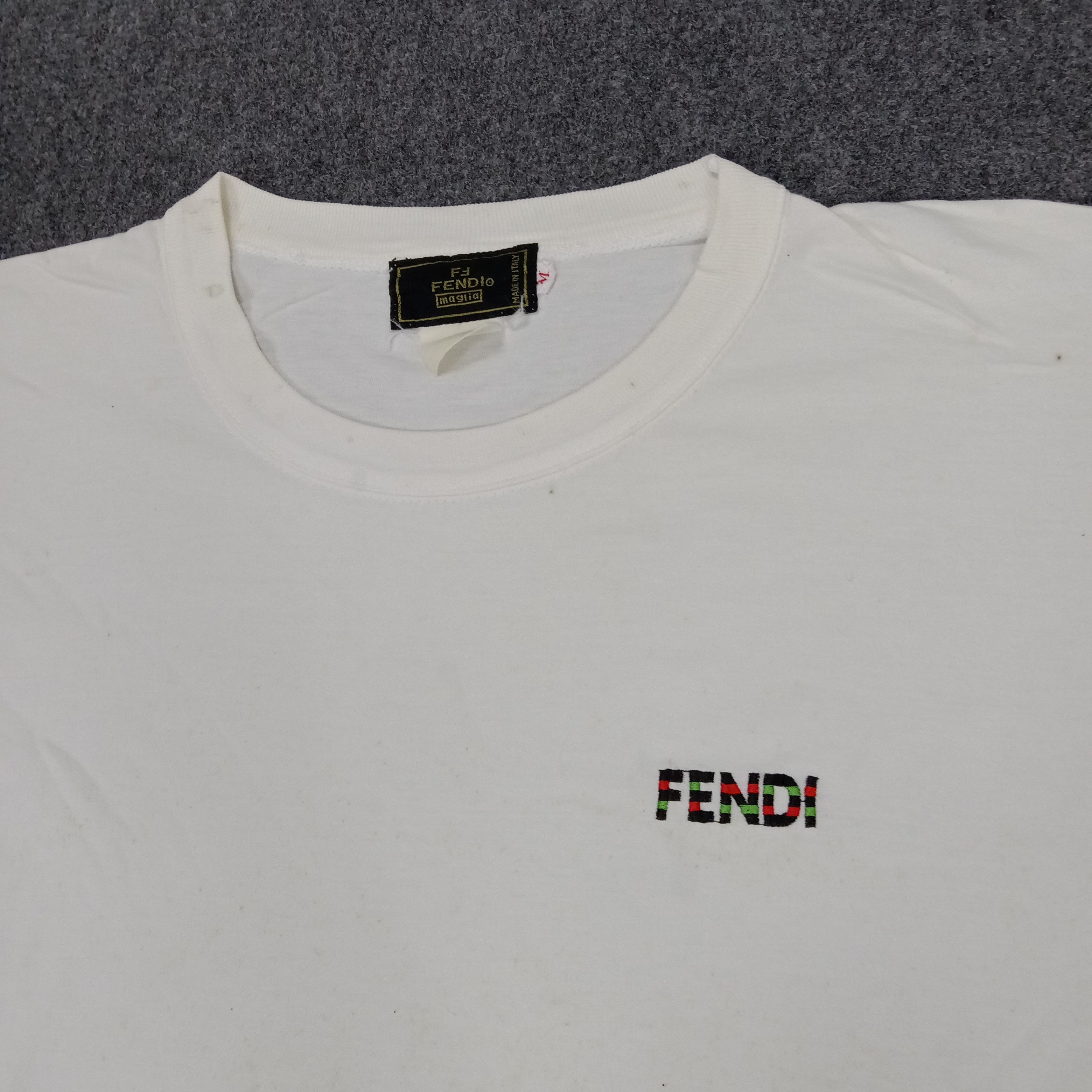 Fendi FENDI Design Italian Luxury Designer Tshirt Size US M / EU 48-50 / 2 - 3 Thumbnail