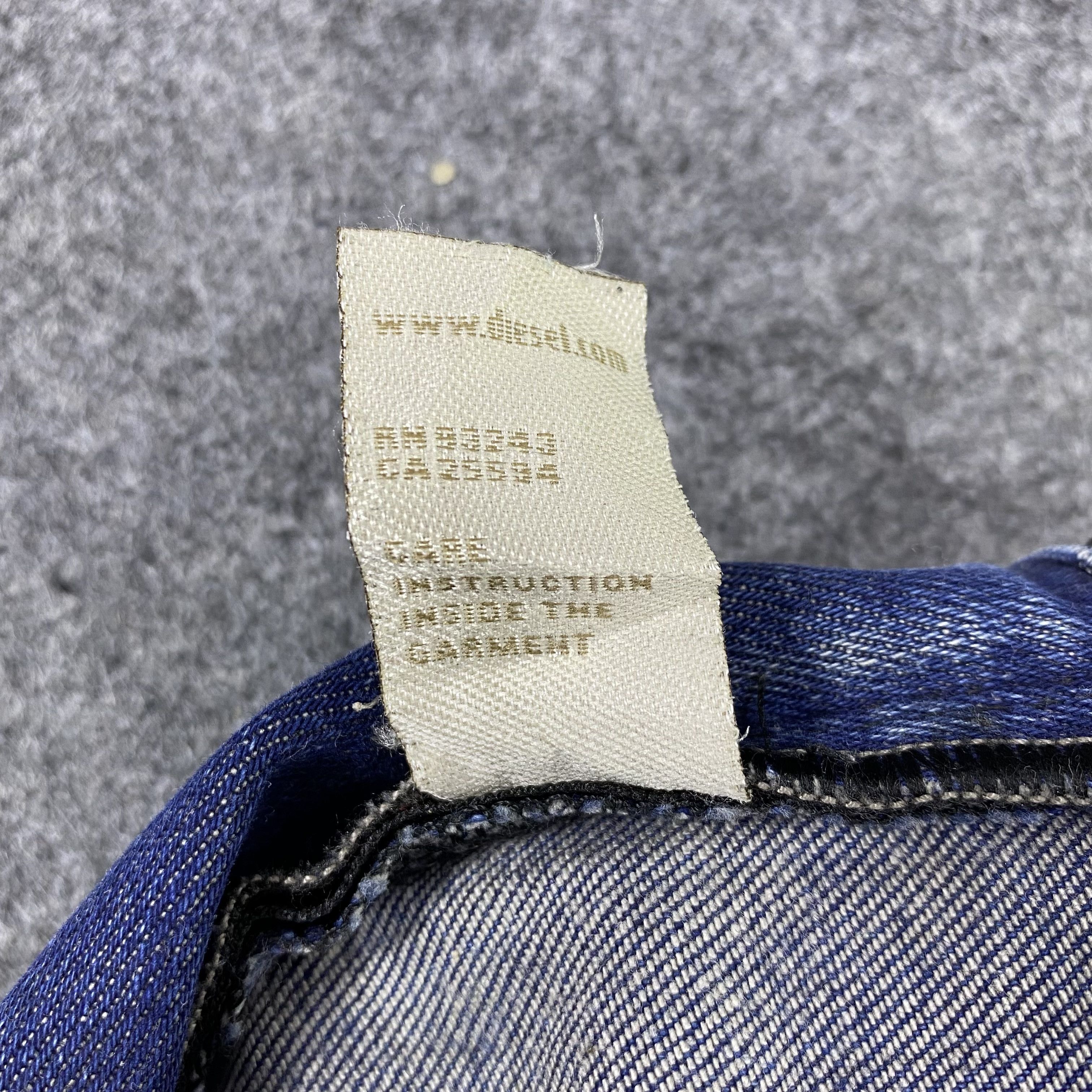 Diesel Diesel Distressed Blue Wash Jeans-J1169 Size US 33 - 14 Thumbnail