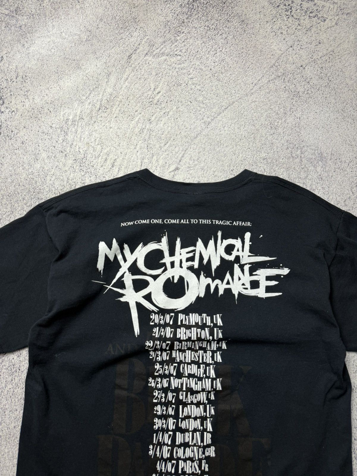 Band Tees Vintage My Chemical Romance The Black Parade Album T shirt Size US L / EU 52-54 / 3 - 19 Thumbnail