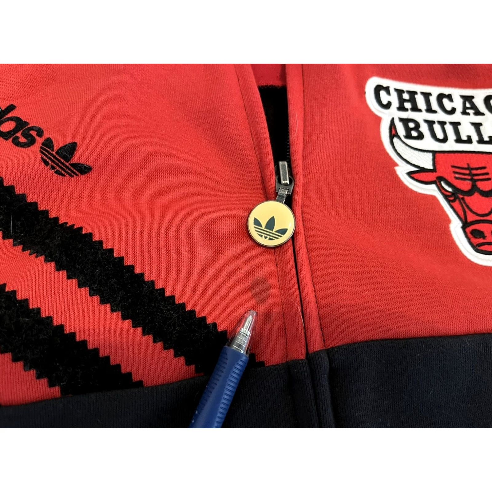 Adidas Adidas Chicago Bulls Derrick Rose Full Zip Jacket Black Red Size Medium Size US M / EU 48-50 / 2 - 5 Thumbnail