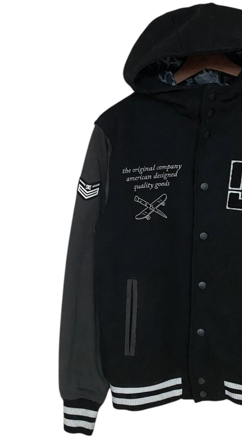 DC × Vintage Vintage Brand Dcshoecousa Wool Hoodie Varsity 2000s Size US S / EU 44-46 / 1 - 3 Thumbnail