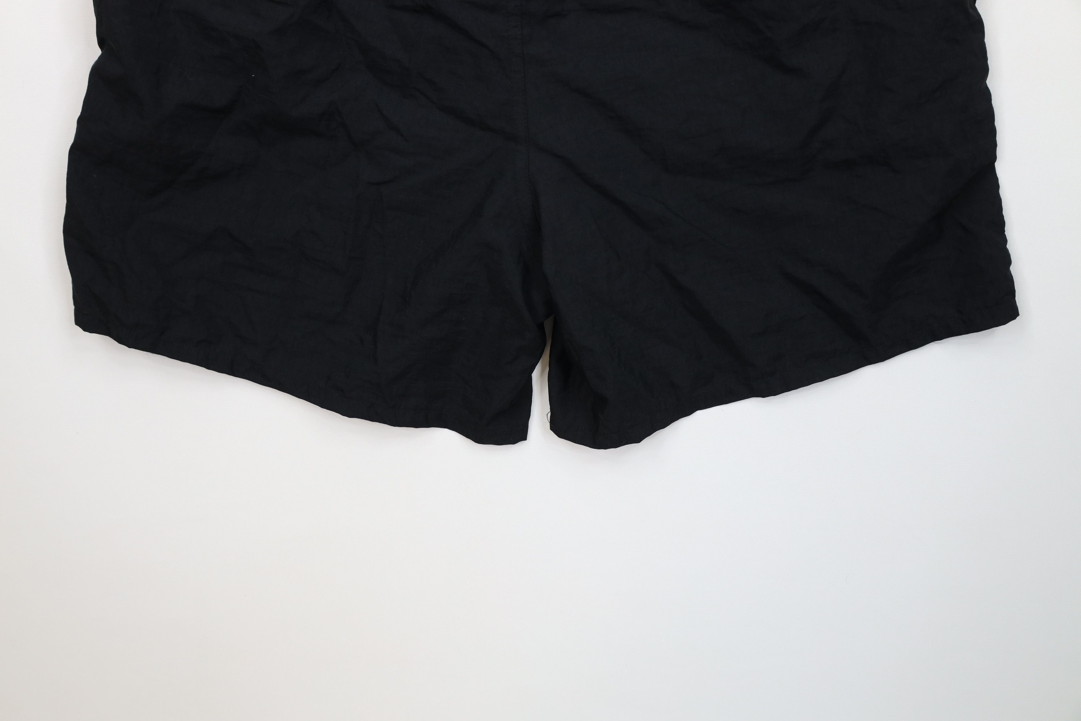 Vintage Vintage 90s Streetwear Rainbow Fiesta Lined Shorts Trunks Size US 32 / EU 48 - 13 Thumbnail