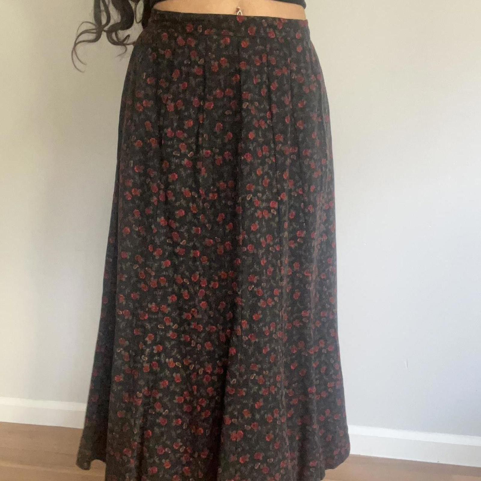 Other Black and red floral midi skirt Size 26" / US 2 / IT 38 - 2 Thumbnail