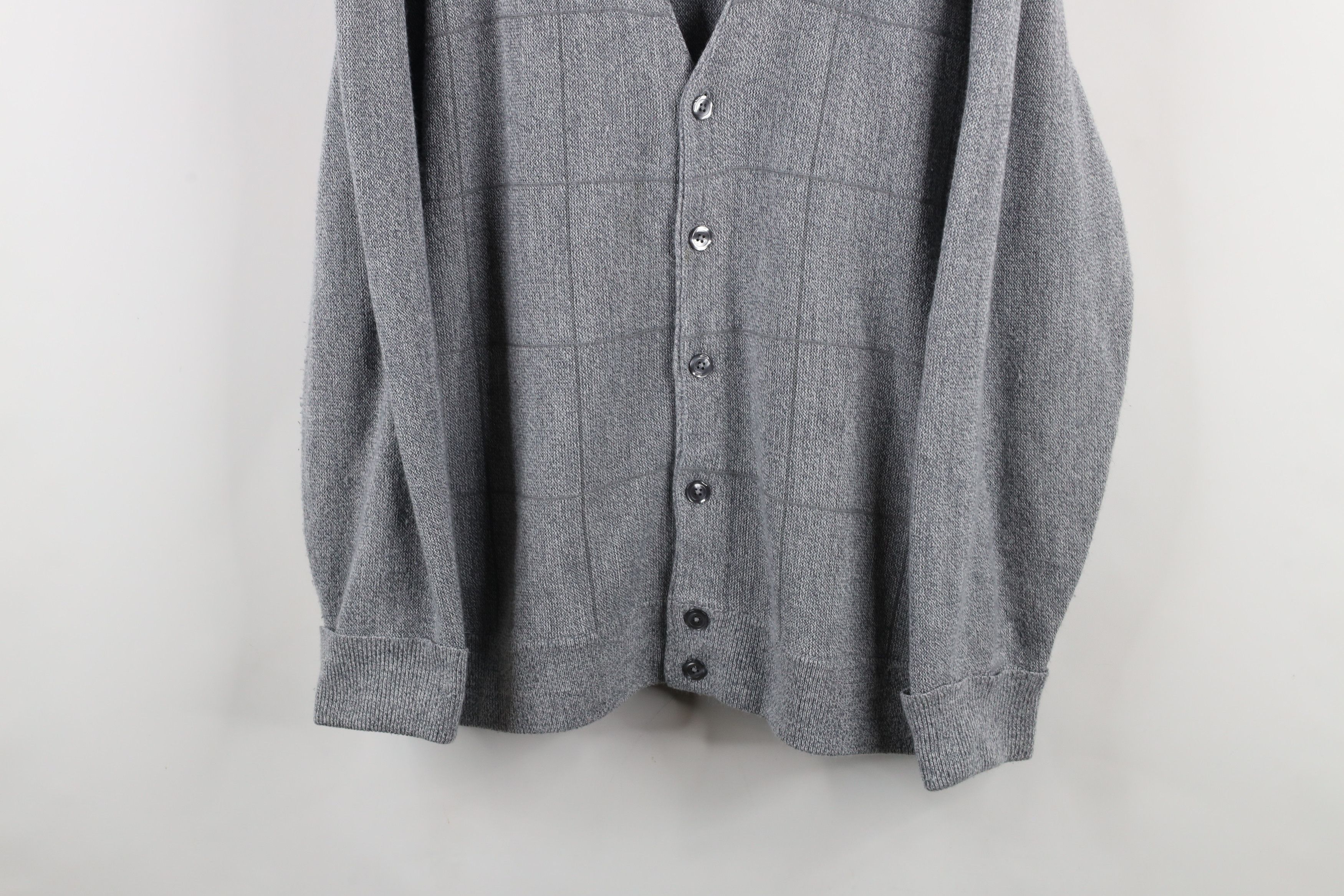 Vintage Vintage 90s Streetwear Knit Button Cardigan Sweater Gray Size US XL / EU 56 / 4 - 3 Thumbnail