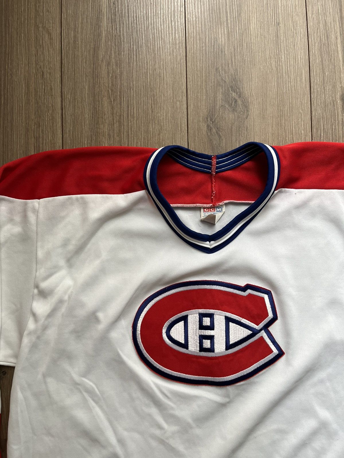 NHL Vintage original CCM Montreal Canadiens jersey 1990-1995 Size US S / EU 44-46 / 1 - 3 Thumbnail