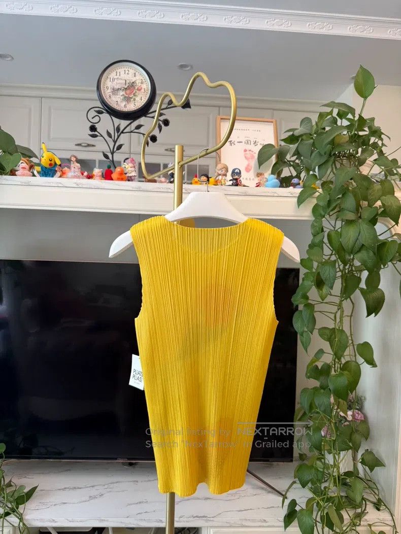 Issey Miyake Issey Miyake size:one size Aoyama Limited Yellow Illustrat Size XXS / US 00 / IT 34 - 6 Thumbnail