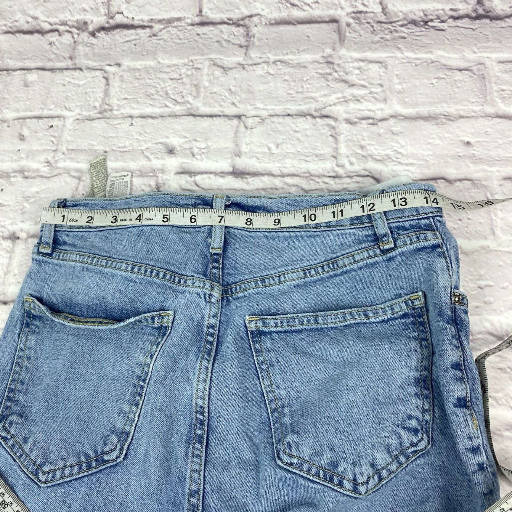 Zara VINTAGE Zara Denim Jeans Light Wash High Rise Button-fly Ankle Slim 6 Women Blue Jeans Zip Pocket 5-Pocket Design Size 28" / US 6 / IT 42 - 6 Thumbnail