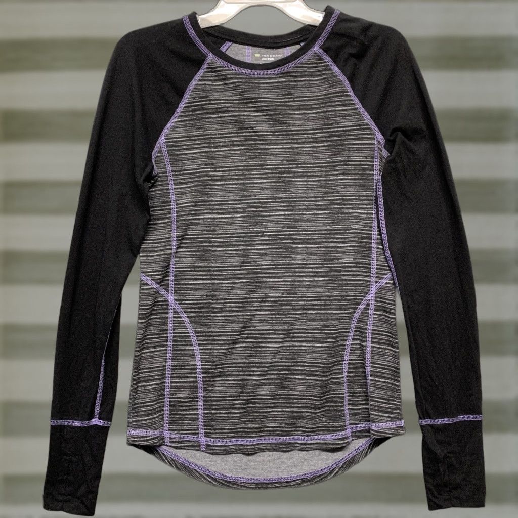 Tek Gear Tek Gear Dry Tek Athletic Top Womens XS Gray Long Sleeve Pullover T-Shirt 40 Tee Style Purple Heather Black Size XS / US 0-2 / IT 36-38 - 1 Thumbnail