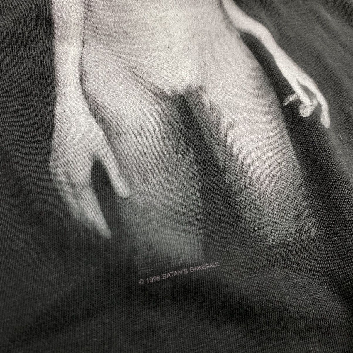 Band Tees 90s Vintage Marilyn Manson Mechanical Animals Band Tee Size US XL / EU 56 / 4 - 4 Thumbnail