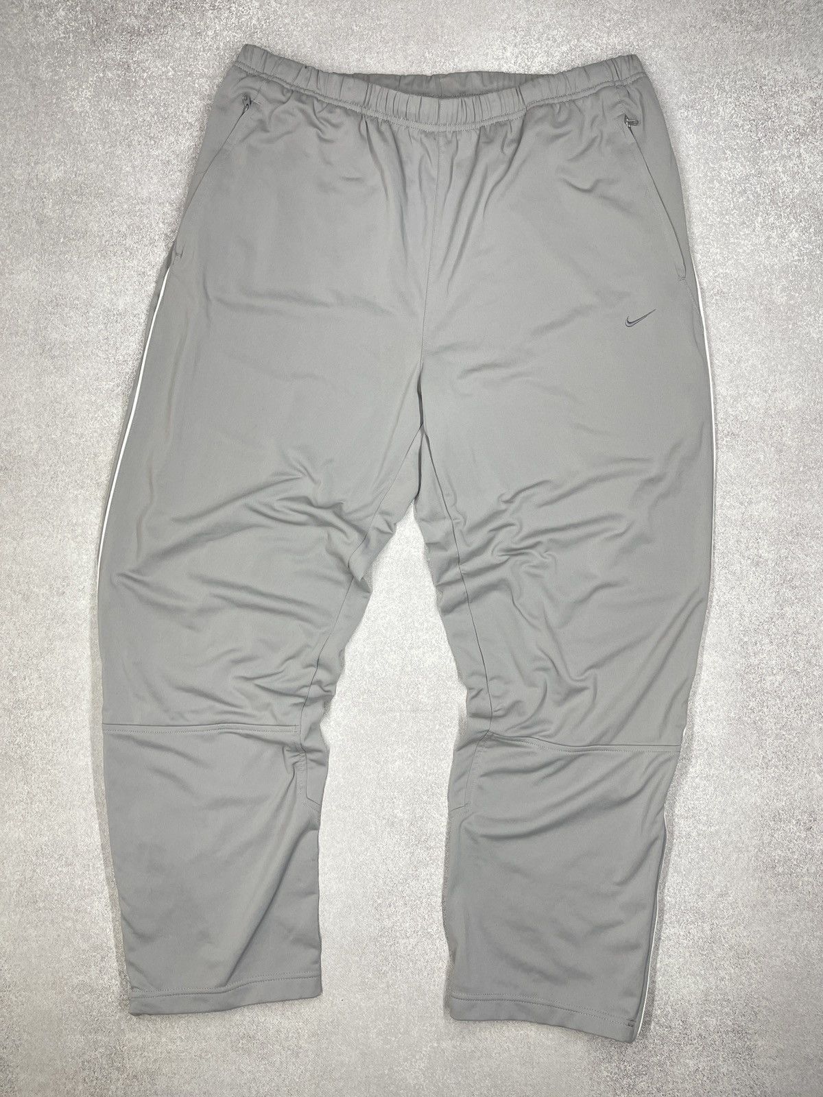 Nike Vintage Nike Sweatpants Grey Drill Y2K TECH ACG Size XXL Size US 38 / EU 54 - 2 Thumbnail
