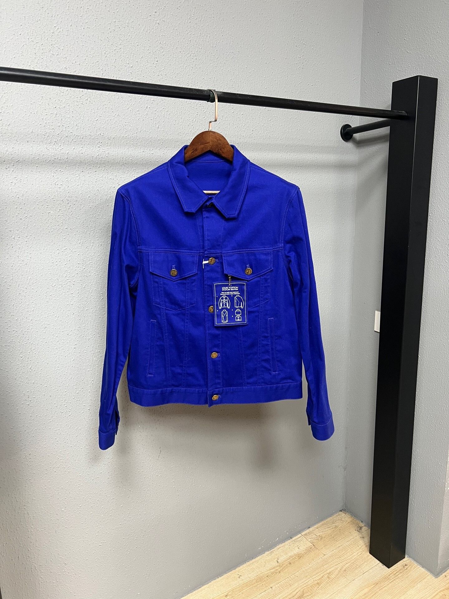Louis Vuitton louis vuitton blue denim jacket Size US L / EU 52-54 / 3 - 1 Thumbnail