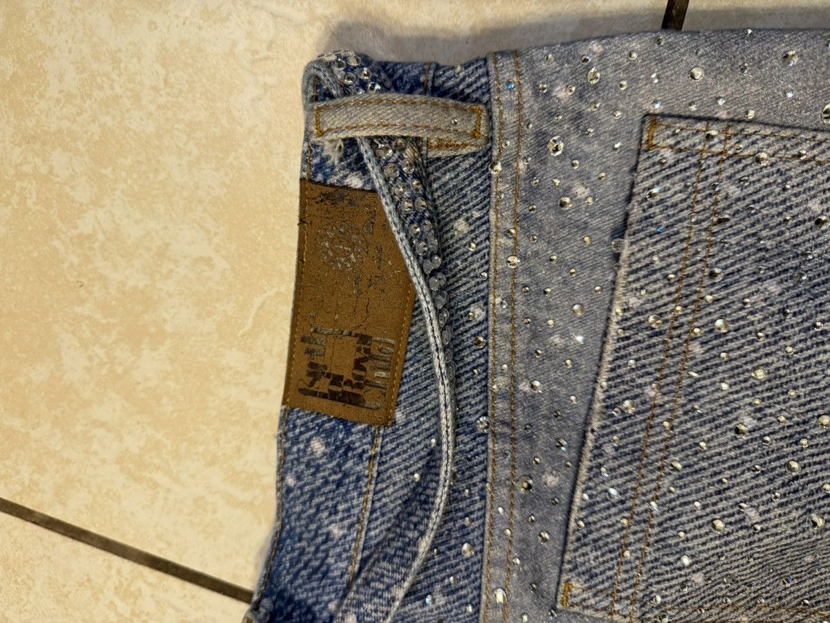 Birth of Royal Child BIRTH OF ROYAL CHILD WASHED 20K SWAROVSKI DIAMOND DENIM Size US 34 / EU 50 - 7 Thumbnail