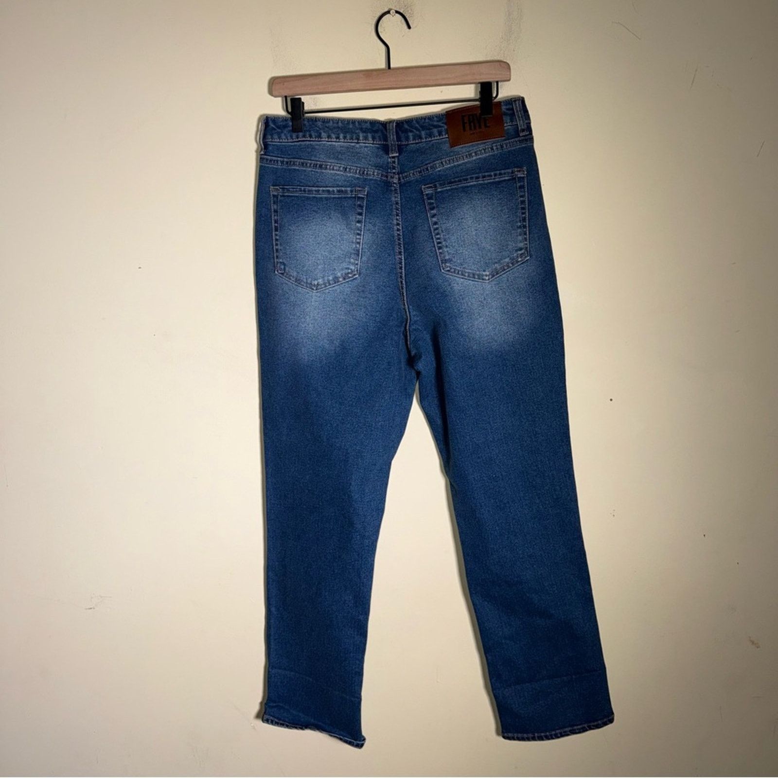 Frye FRYE high waited classic denim mom jeans 8 Size 30" / US 8 / IT 44 - 5 Thumbnail