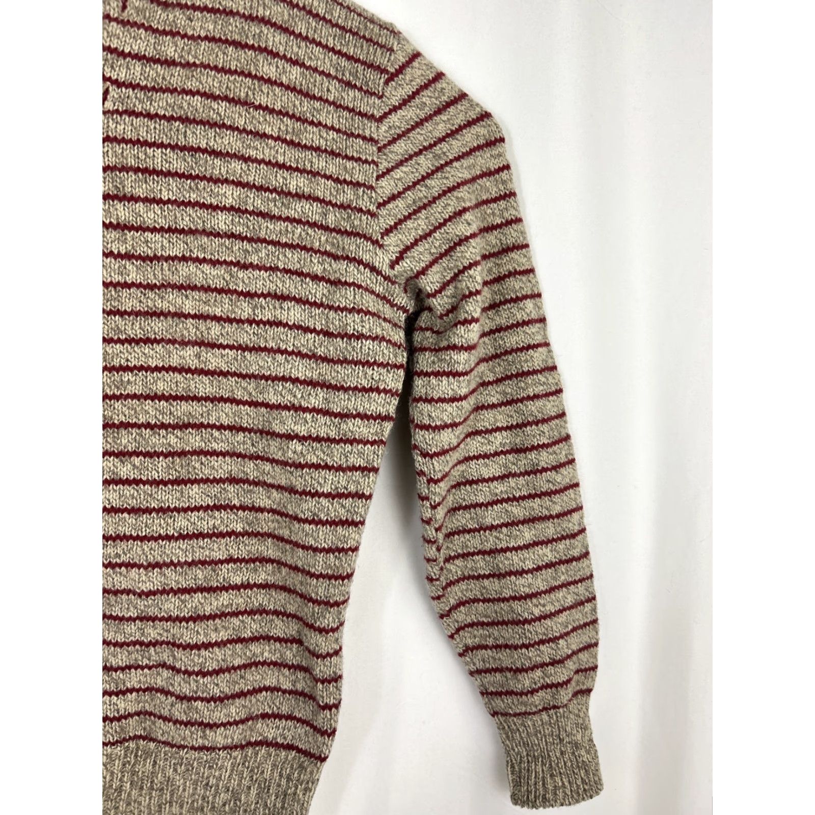 THE GREAT The Great Plains Mens M Wool Blend Henley Pullover Sweater Beige Red Stripes M Wool Blend Henley Pullover Sweater Mens Beige Red Stripes Size US M / EU 48-50 / 2 - 4 Thumbnail
