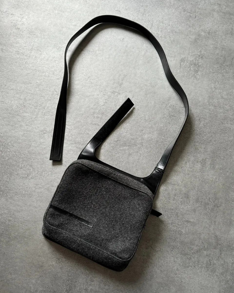 Prada SS1999 Prada Crossbody Archive Grey Bag Size ONE SIZE - 7 Thumbnail