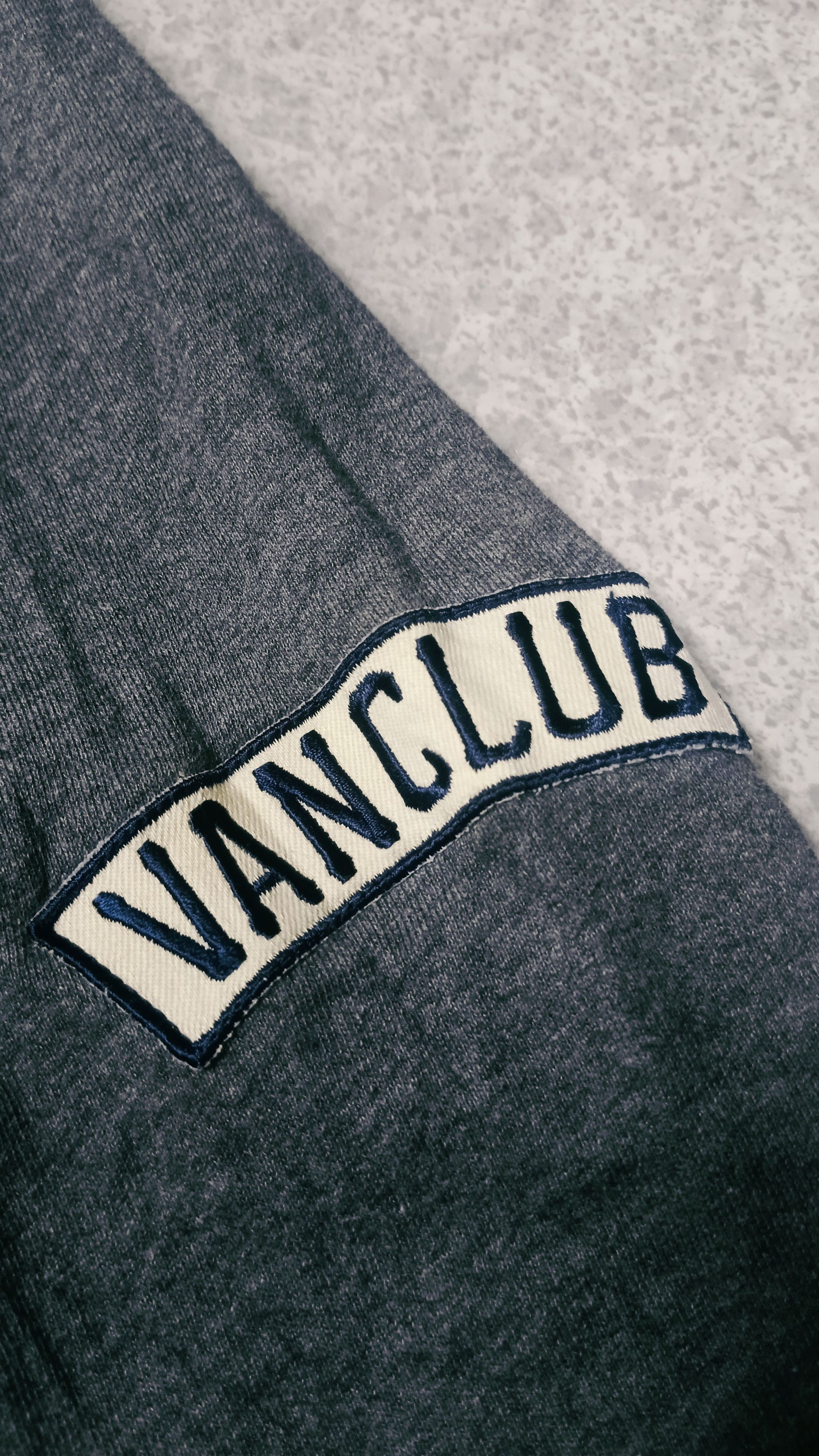 Japanese Brand × Van Vintage Van Club Zip Up Sweater Size US M / EU 48-50 / 2 - 4 Thumbnail